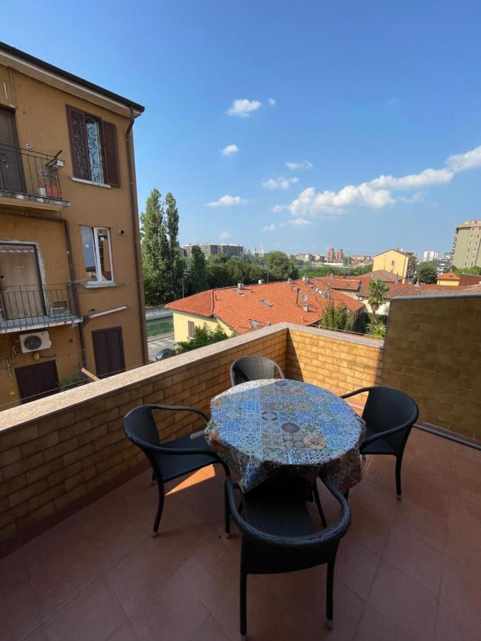 De Sura - La Terrazza Sul Naviglio Apartment Milan Luaran gambar