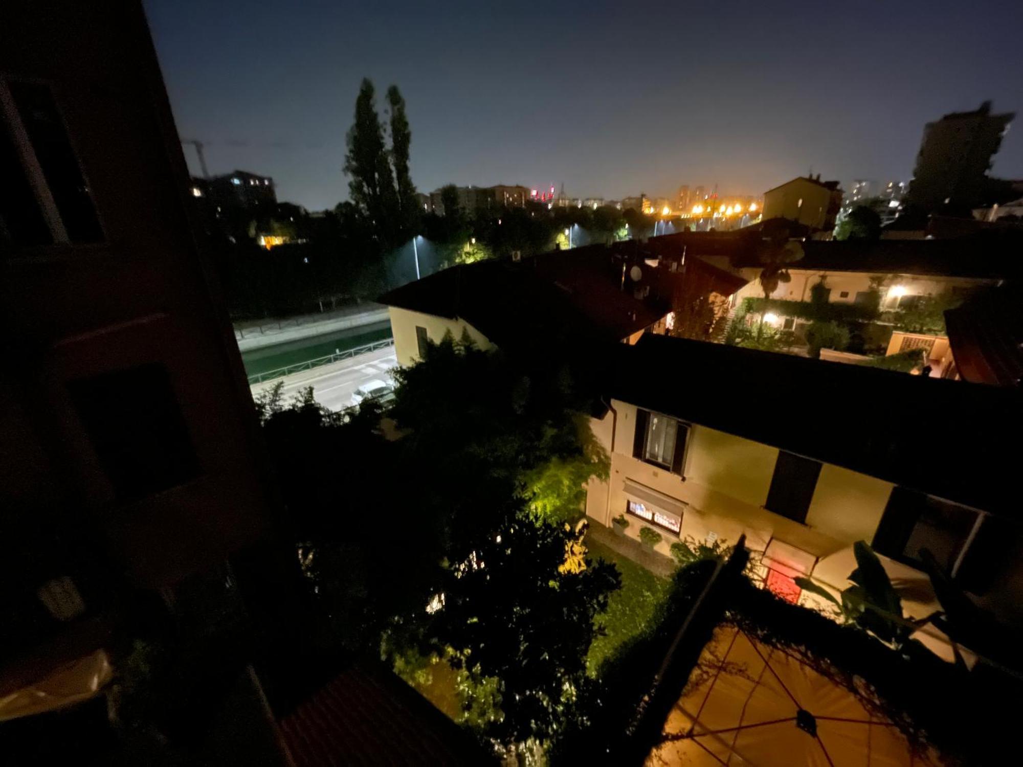 De Sura - La Terrazza Sul Naviglio Apartment Milan Luaran gambar